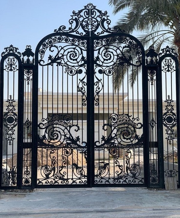 Cửa cổng sắt mỹ thuật