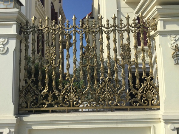 Hàng rào nhôm đúc