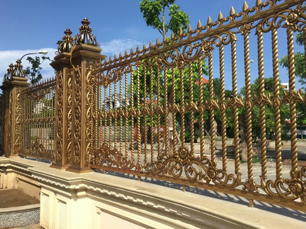 Hàng rào nhôm đúc