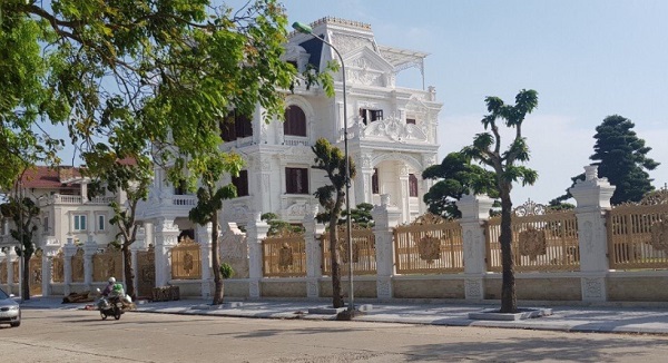 Hàng rào nhôm đúc