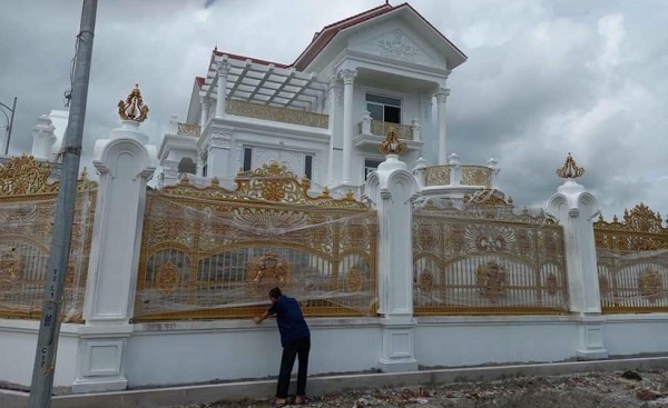 Hàng rào nhôm đúc