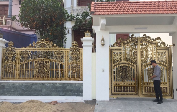 Hàng rào nhôm đúc