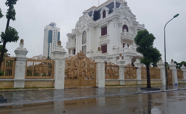 Hàng rào nhôm đúc