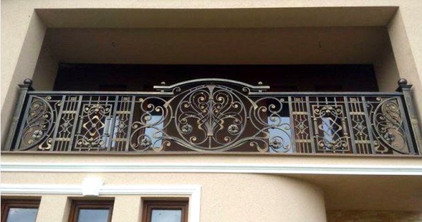 Lan can sắt mỹ thuật