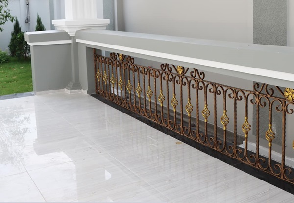 Lan can sắt mỹ thuật