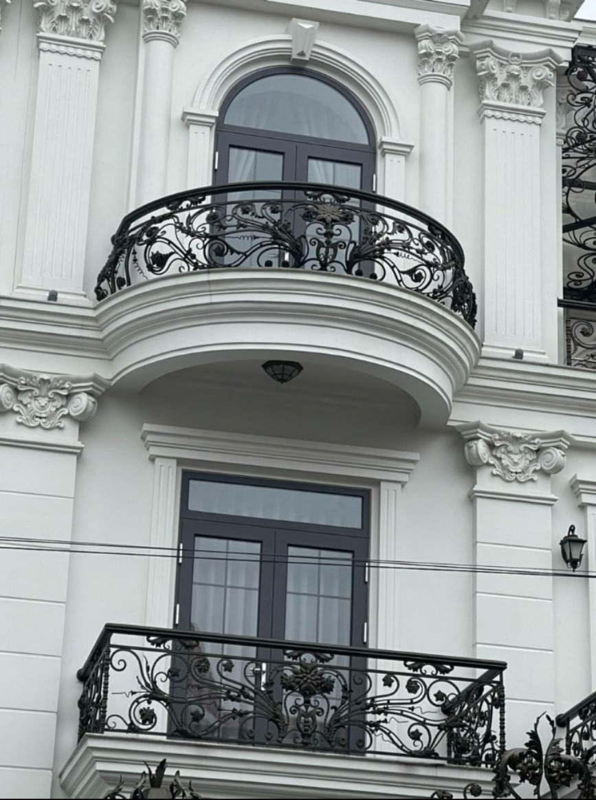 Lan can sắt mỹ thuật