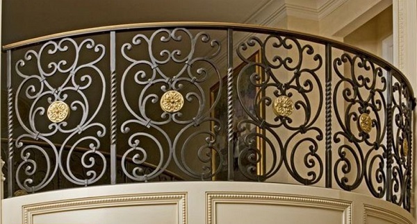 Lan can sắt mỹ thuật