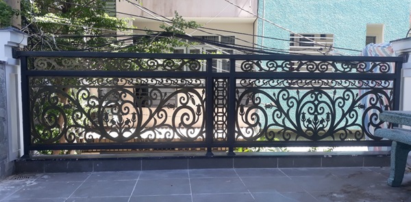 Lan can sắt mỹ thuật