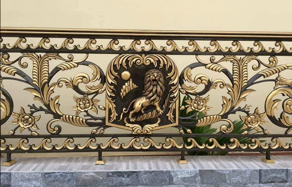 Mẫu lan can nhôm đúc đẹp