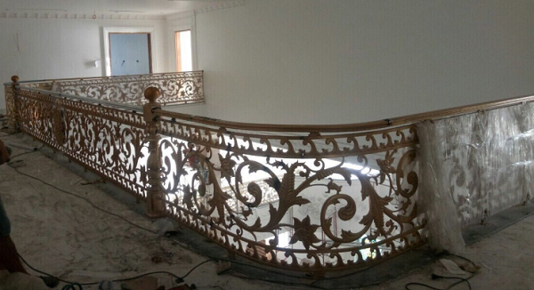 Mẫu lan can nhôm đúc đẹp