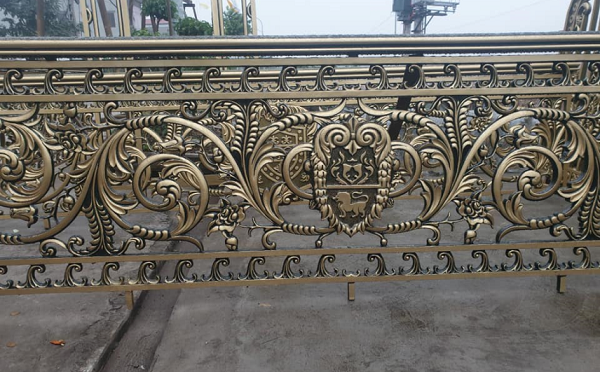 Mẫu lan can nhôm đúc đẹp