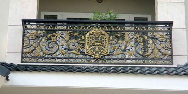 Mẫu lan can nhôm đúc đẹp