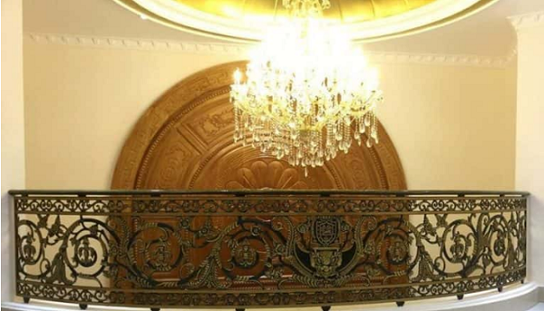 Mẫu lan can nhôm đúc đẹp