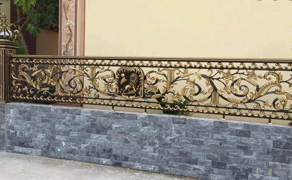 Mẫu lan can nhôm đúc đẹp