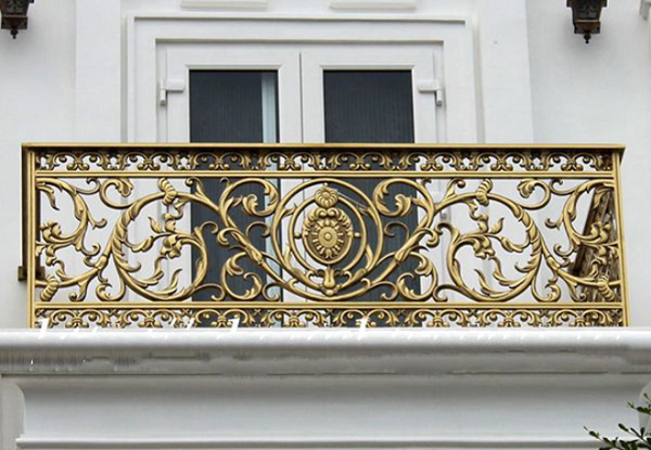 Mẫu lan can nhôm đúc đẹp