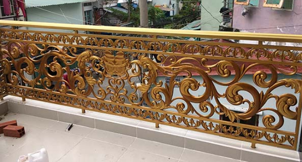 Mẫu lan can nhôm đúc đẹp