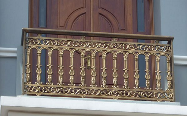 Mẫu lan can nhôm đúc đẹp