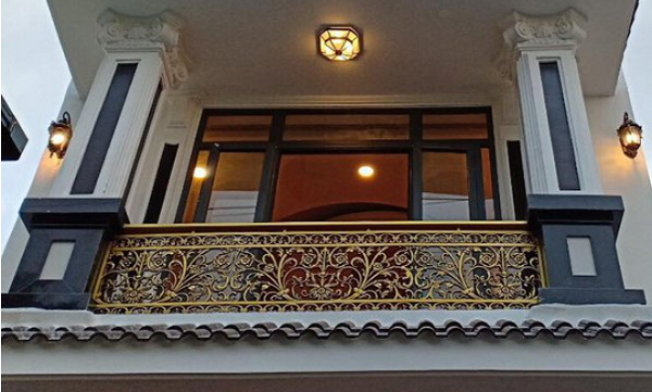 Mẫu lan can nhôm đúc đẹp