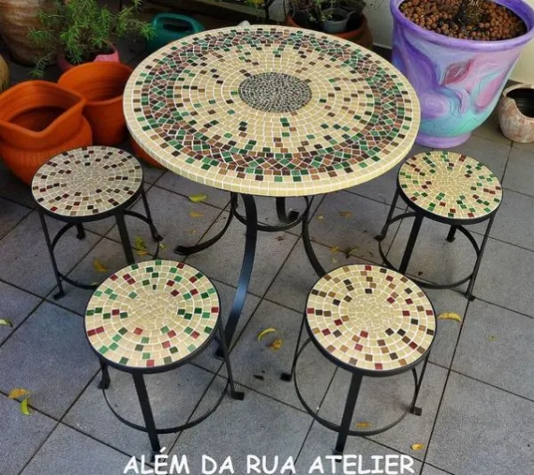 Bộ bàn ghế sắt mỹ nghệ khảm mosaic cho không gian lãng mạn