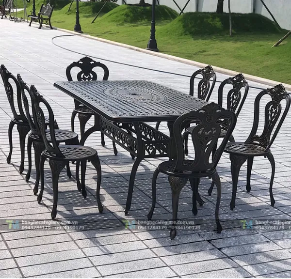 Bàn ghế sắt mỹ thuật cho quán cafe