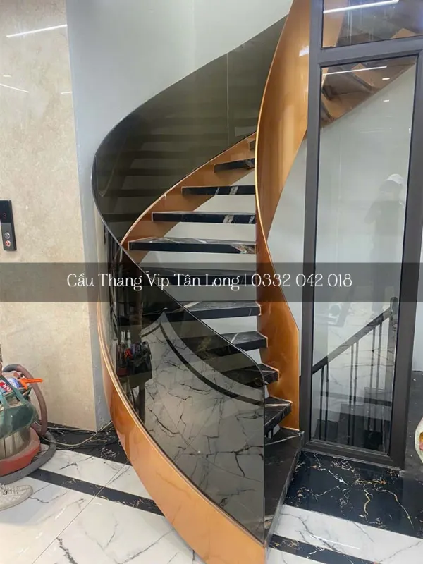 cau thang xoan oc 6 4b0a604c