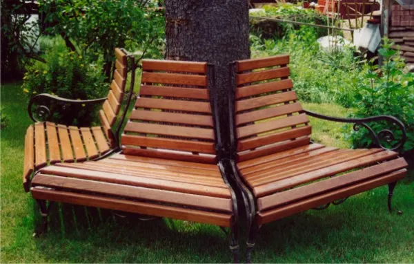 Ghế băng sắt mỹ nghệ ốp gỗ hình bán nguyệt