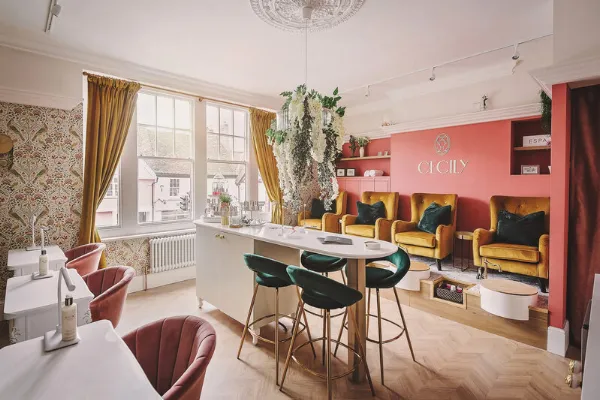 Spa Mini phong cách Tân Cổ Điển