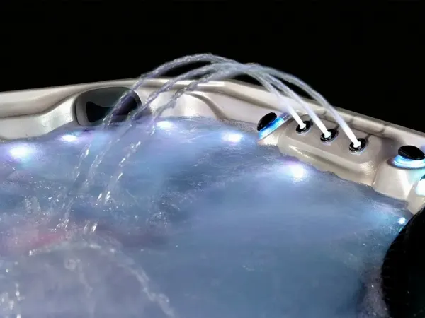 Vòi phun nước kết hợp đèn led lung linh quý phái